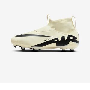Nike JR Zoom Superfly Academy FG - Yellow soccer cleats in good